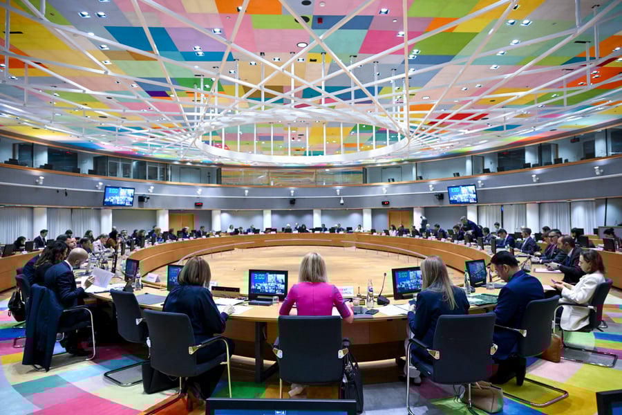 074fca94-c29e-4e2a-b233-257ec373822a